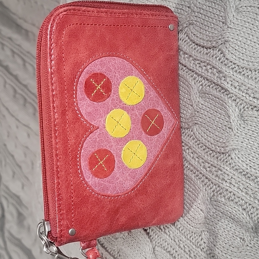 NWT Candy Icon Fossil Heart Wristlet - Picture 2 of 8